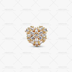 Pandora Sparkling Heart Charm